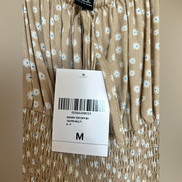 NWT Forever 21 Floral Long Sleeve Smocked Blouse - Picture 6 of 7